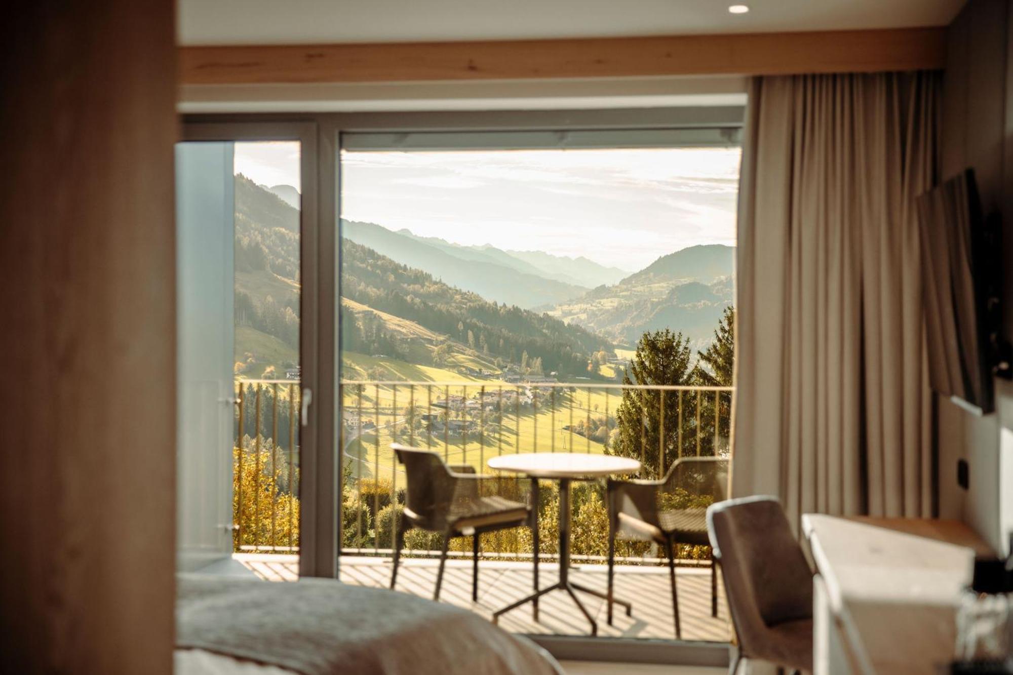 Hotel Alpina Alpendorf Sankt Johann im Pongau Exterior foto